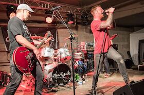 DEATHJOCKS Abschieds-Show – support: YASS + Prying Eyes